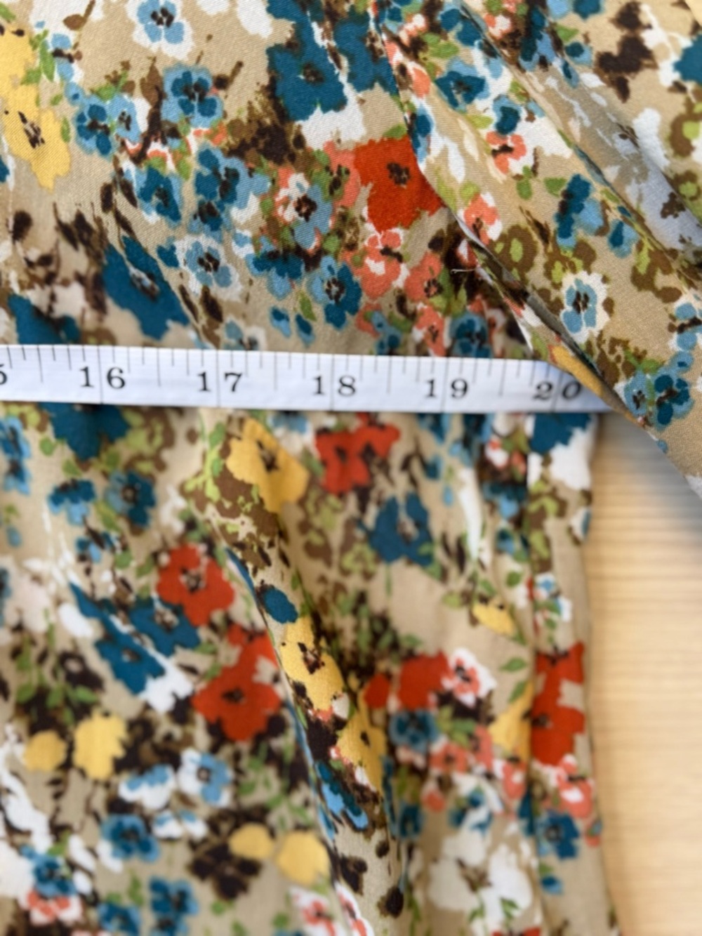 J. Jill Floral Button Up Shirt LP Wheat Painterly Cottagecore Blouse Size S - Picture 8 of 8